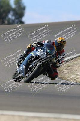 media/Sep-21-2025-TrackDaz (Sun) [[277c75b276]]/B Group/1220pm (Turn 2)/